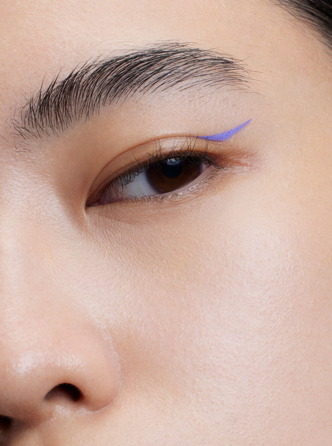 EYE OPENING LINER / Pastel Purple