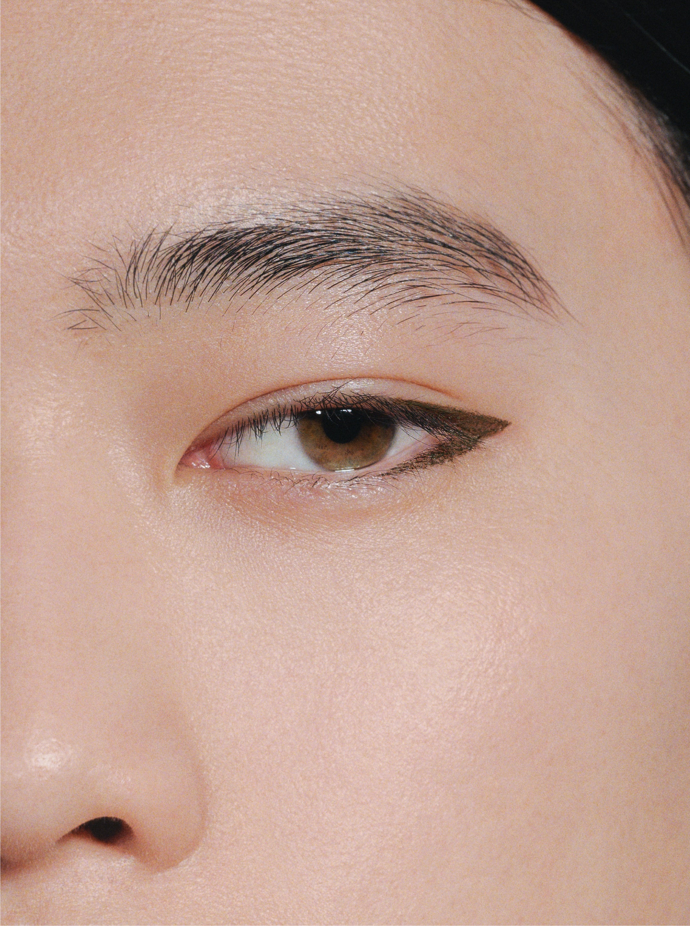 EYE OPENING LINER KHAKI(カーキ) | UZU BY FLOWFUSHI