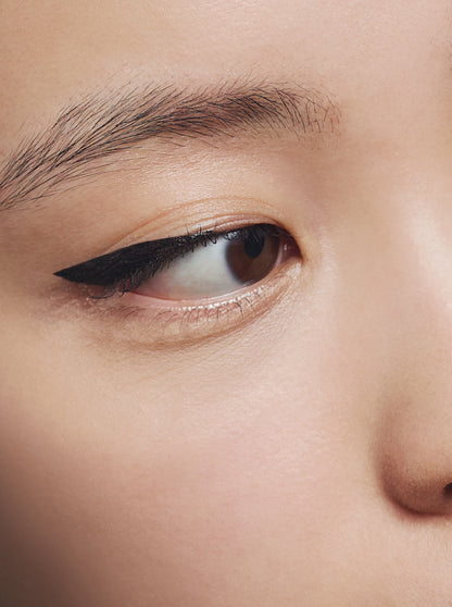 EYE OPENING LINER / Black