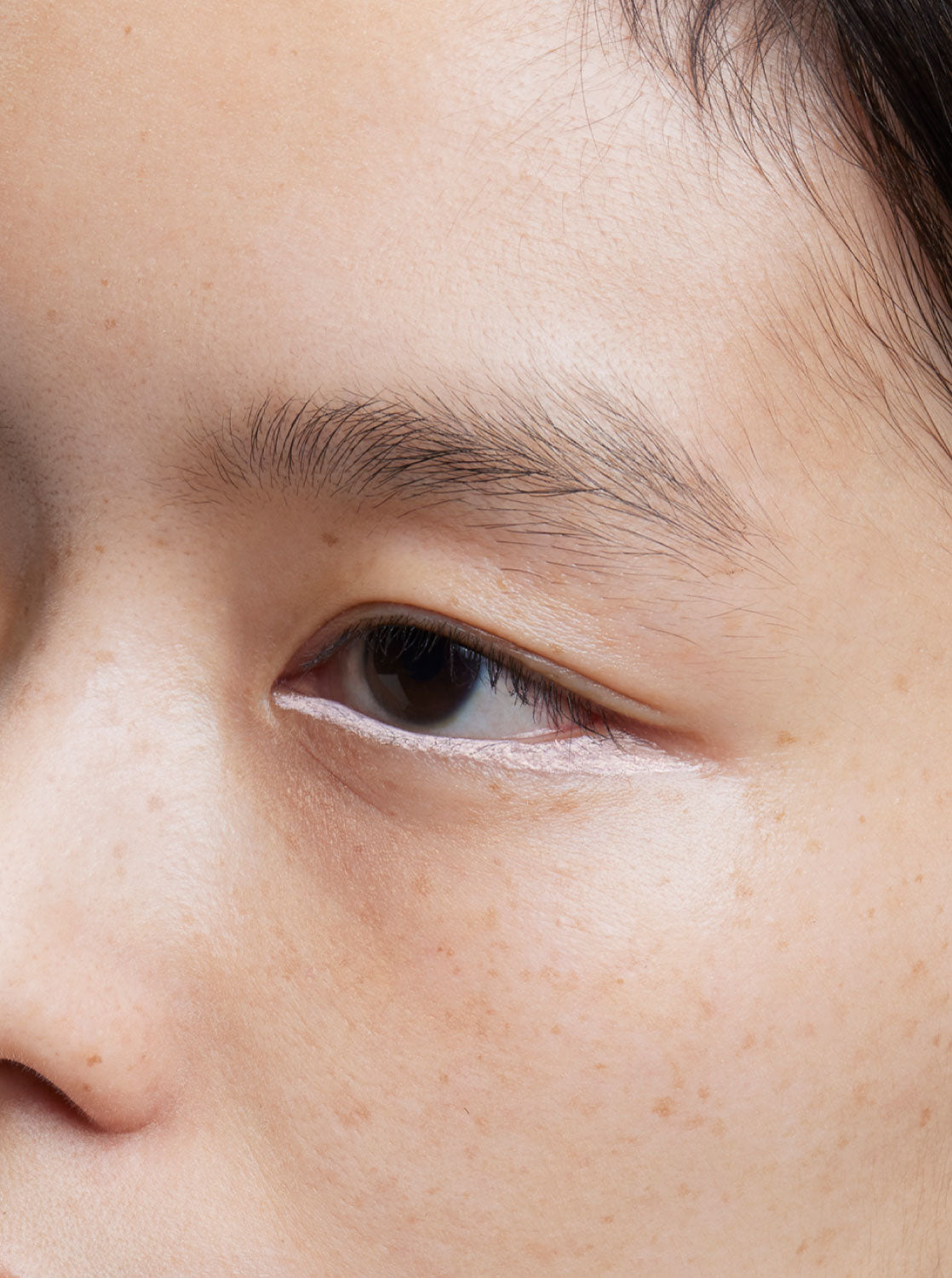 EYE OPENING LINER BEIGE(ベージュ) | UZU BY FLOWFUSHI