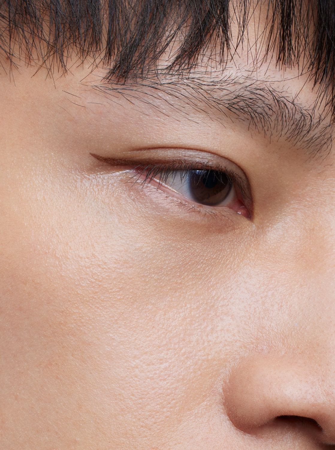 EYE OPENING LINER / Brown